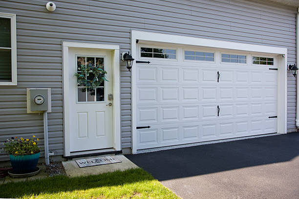 24/7 Emergency Garage Door Panel Replacement experts in Morgantown, WV